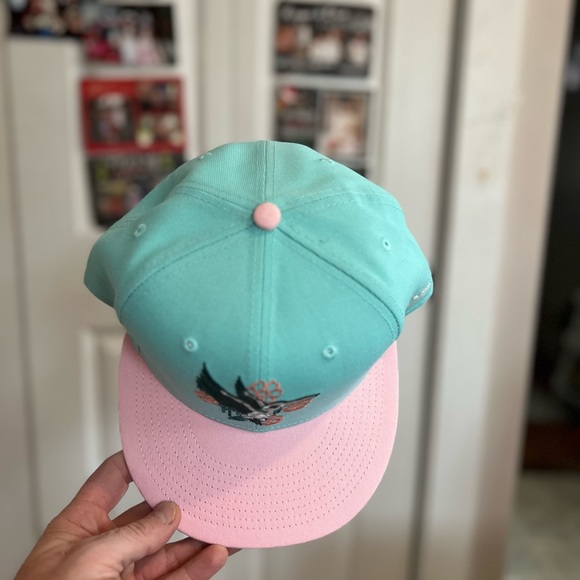 Clink Room New Era 59Fifty “Hummingbird Drip” hat - Picture 7 of 7